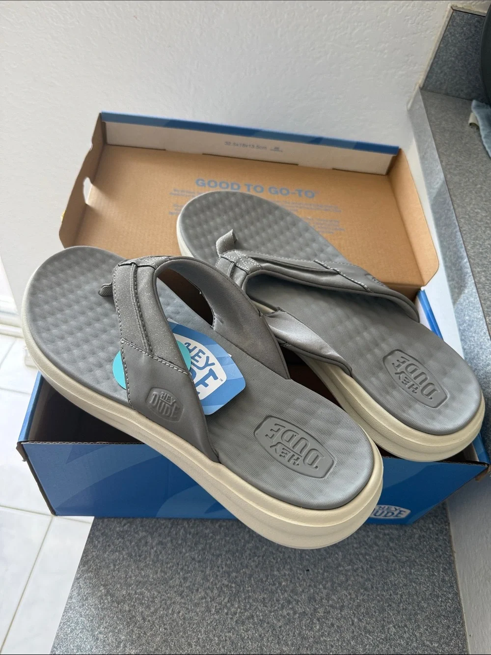 Hey Dude light gray